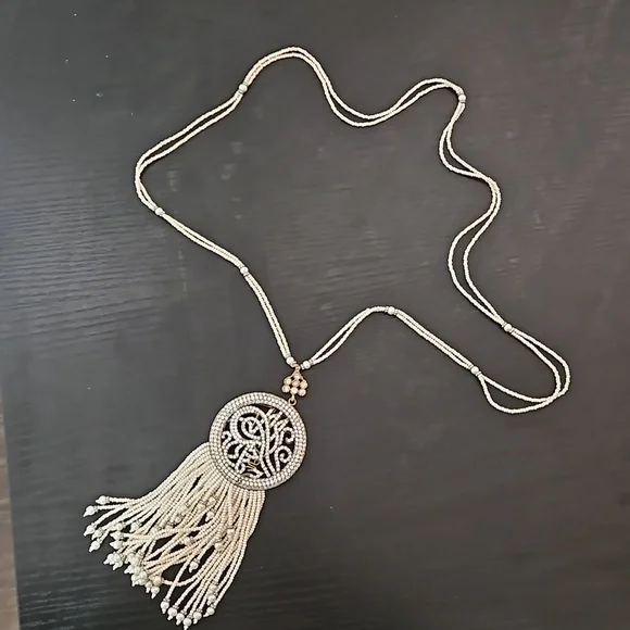 A Beaded long necklace - Picture 2 of 6